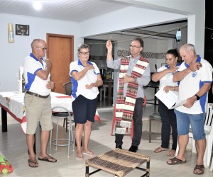 Terço na casa do sr. Colorindo (“Chico”) e dona Clarice