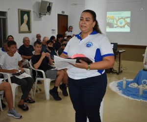 Crismandos conhecem a Pastoral Familiar