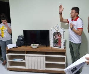 Noite do 4º Terço em família