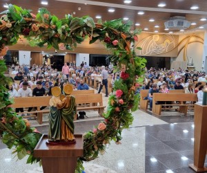 Missa com benção especial às famílias