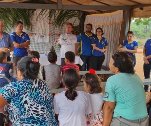 Celebração da Mãe Aparecida e do Dia das Crianças no Assentamento