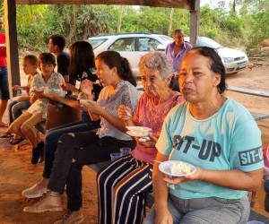 Celebração da Mãe Aparecida e do Dia das Crianças no Assentamento
