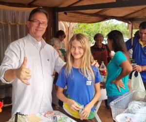 Celebração da Mãe Aparecida e do Dia das Crianças no Assentamento