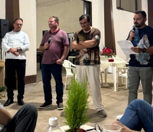 Confraternização com colaboradores das comunidades