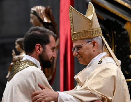 Papa escreve aos sacerdotes: o Coração de Cristo é o coração dos santos