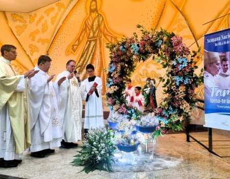Casais renovam suas Promessas matrimonias