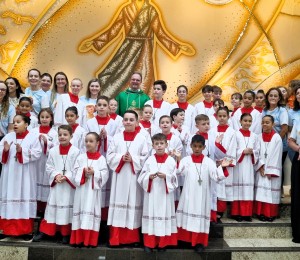 Investidura de 29 novos Coroinhas Investidura de 29 novos Coroinhas